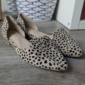 Isaac Mizrahi Women's Black and Cream Suede Leopard Print Loafers